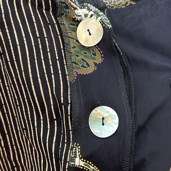 Vintage Eclectic Patchwork Appliqué Mixed Print Shell Button Blouse - Picture 4 of 14